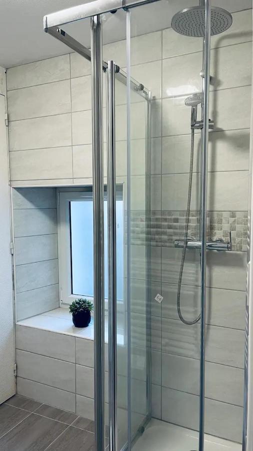 Jolie Appartement 2 Chambres 65M2 Au Centre Ville Fontenay-le-Comte Esterno foto